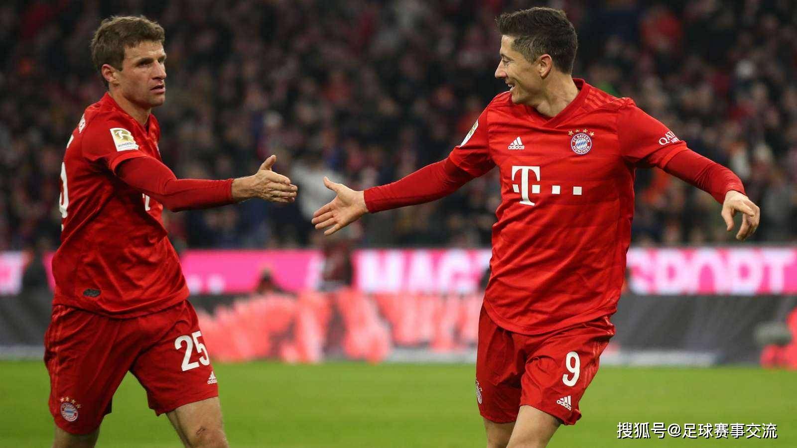 利物浦大胜拜仁慕尼黑,跻身前四位球员