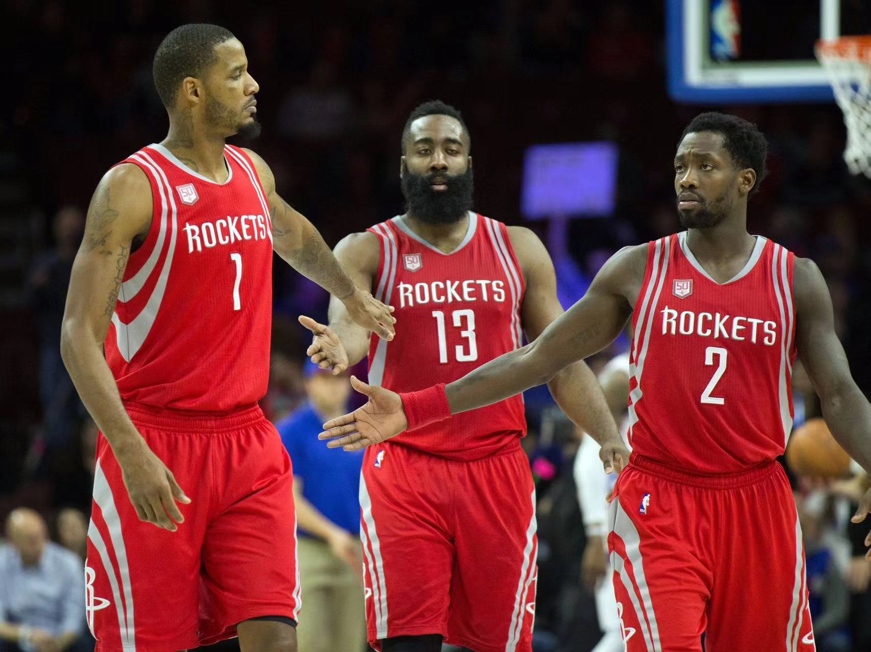 火箭团队配合默契,全面击败对手获胜的原因