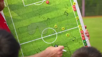 开元棋牌官方网站-教练布置战术