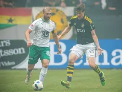 塞尔维亚主教练克尔斯塔季奇